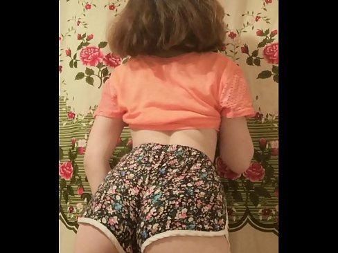 ❤️ Seksikas noor beib strippib oma pükse kaamera ees ära ❤ Kvaliteetne porno at us ☑